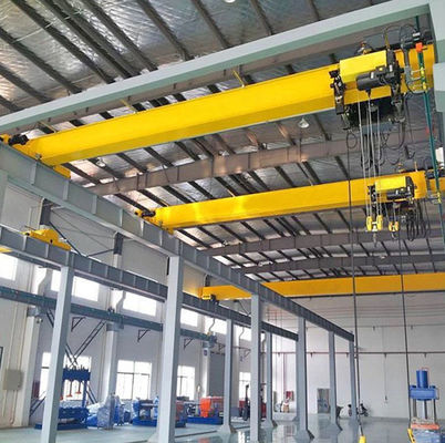 Resistenza della gru a ponte in acciaio personalizzata Altezza di sollevamento per la massima produttività