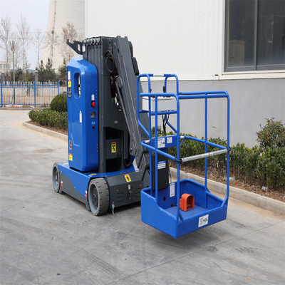 7.2-10.6m Altezza di lavoro Piattaforma di sollevamento elettrica verticale con giubbotto volante